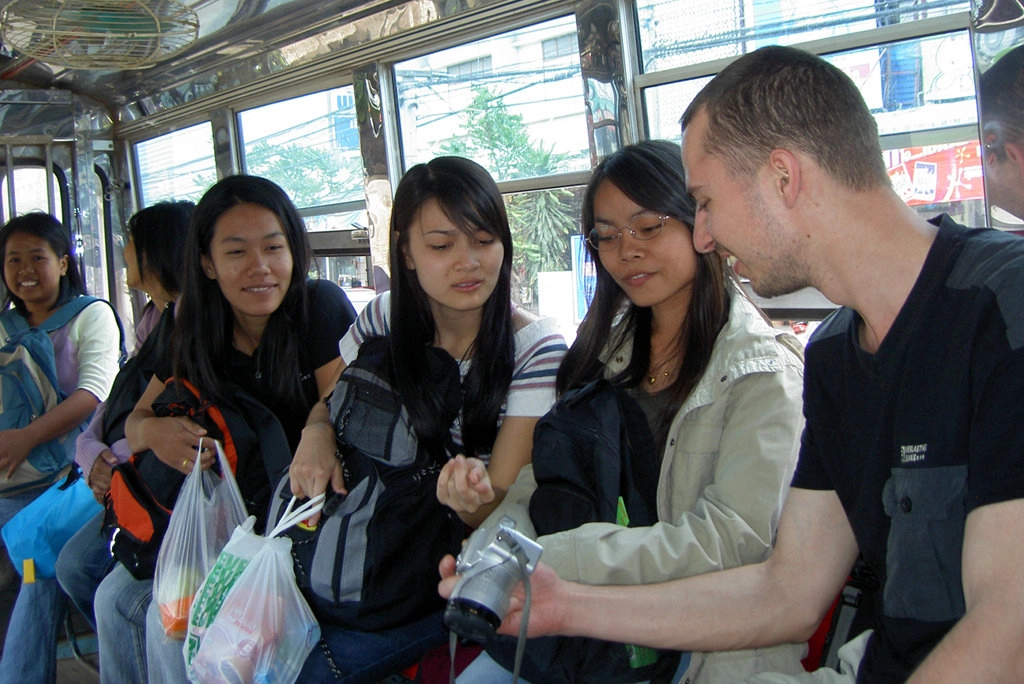 Thajky obdivují fotku hada -
Thajsko 2005